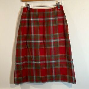 Balmoral red tartan plaid skirt 12